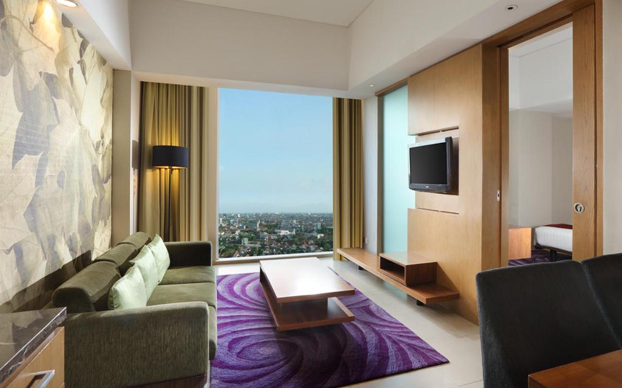 Holiday Inn Bandung Pasteur By Ihg Extérieur photo