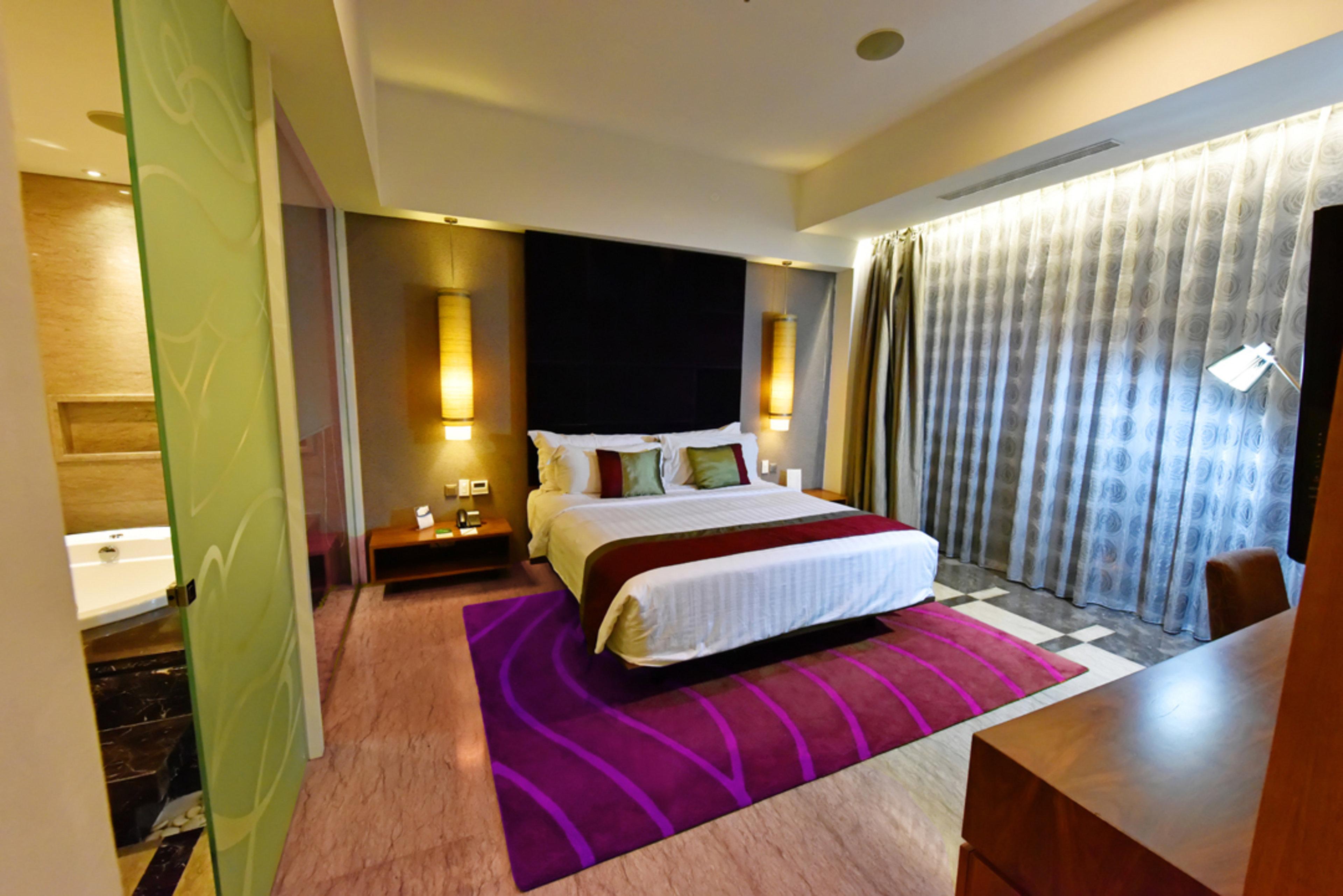 Holiday Inn Bandung Pasteur By Ihg Extérieur photo