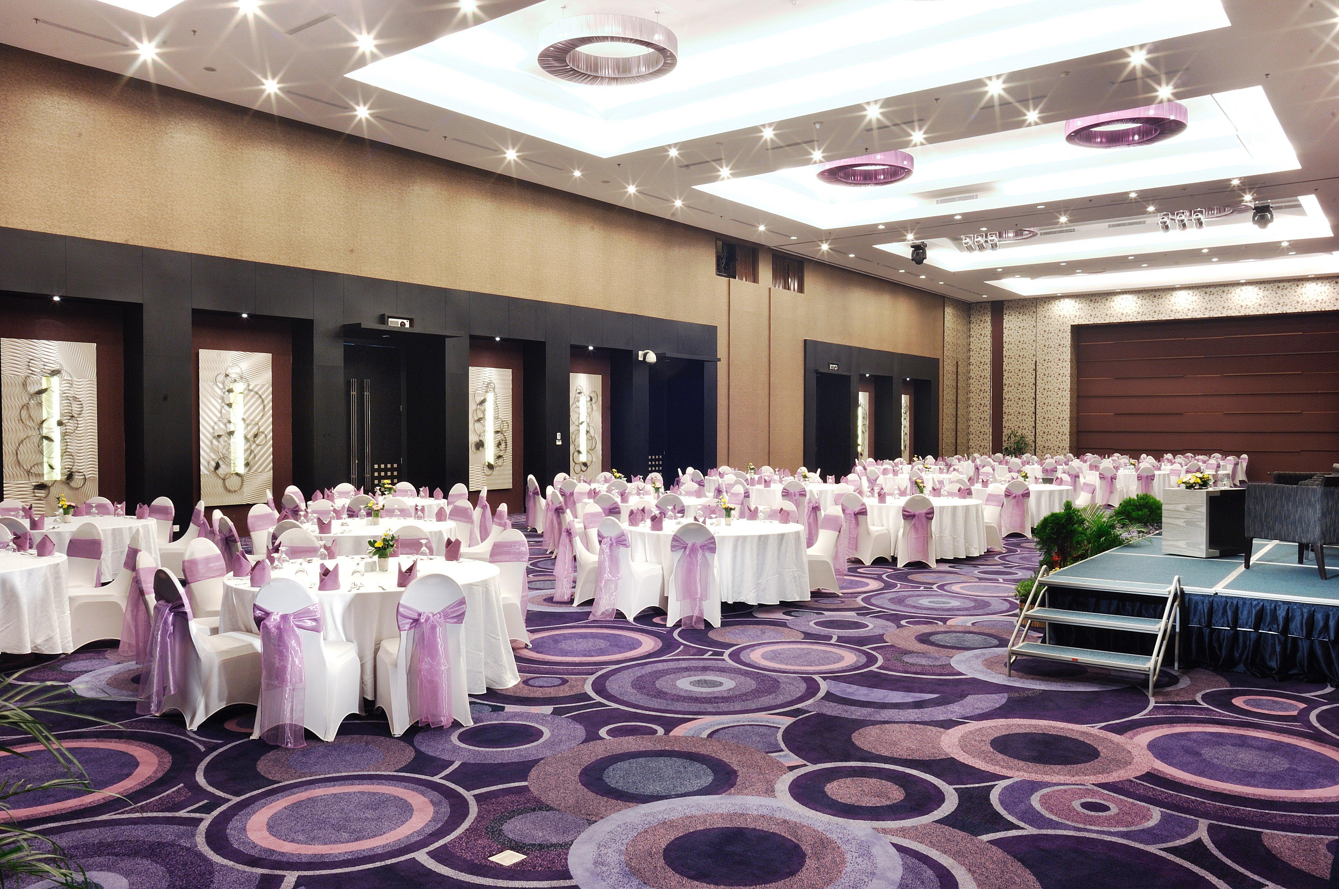 Holiday Inn Bandung Pasteur By Ihg Extérieur photo