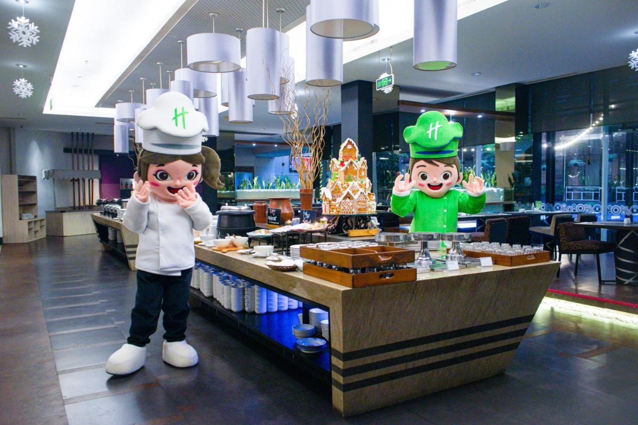 Holiday Inn Bandung Pasteur By Ihg Extérieur photo