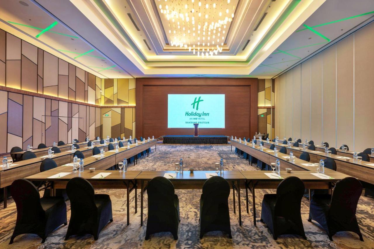 Holiday Inn Bandung Pasteur By Ihg Extérieur photo