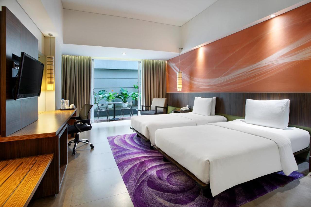 Holiday Inn Bandung Pasteur By Ihg Extérieur photo